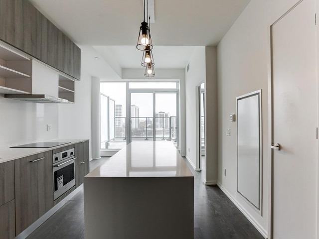 1231 - 8 Hillsdale Ave