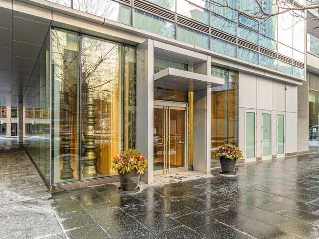 1201 - 55 Scollard St