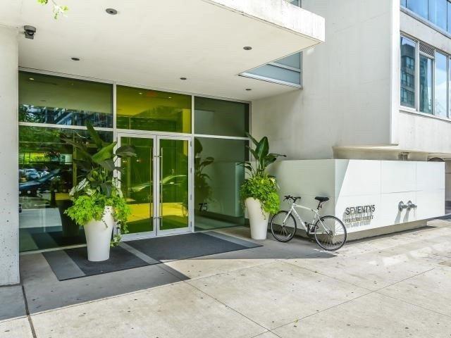 726 - 75 Portland St