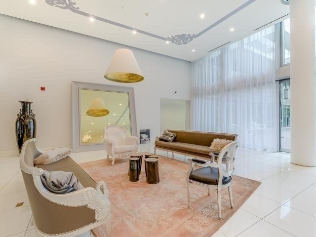 726 - 75 Portland St