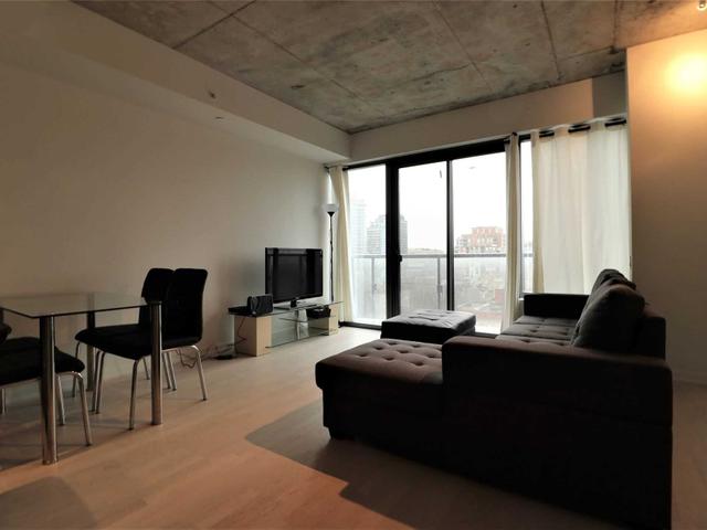 1004 - 60 Colborne St