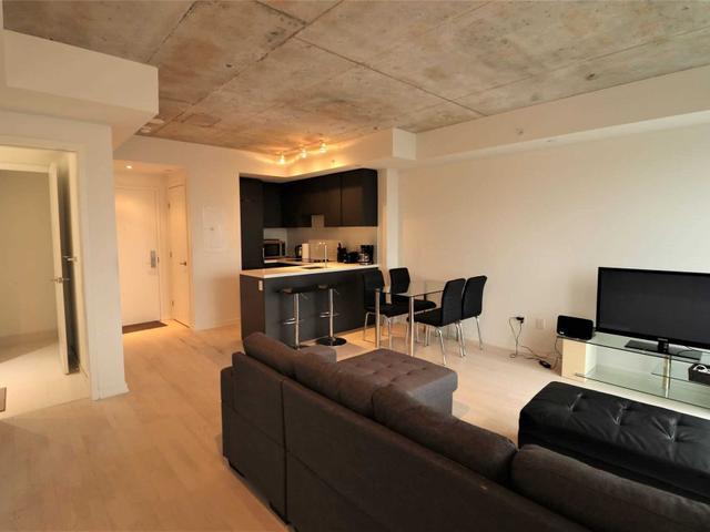 1004 - 60 Colborne St