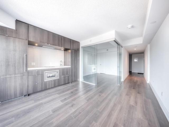 1520 - 155 Yorkville Ave