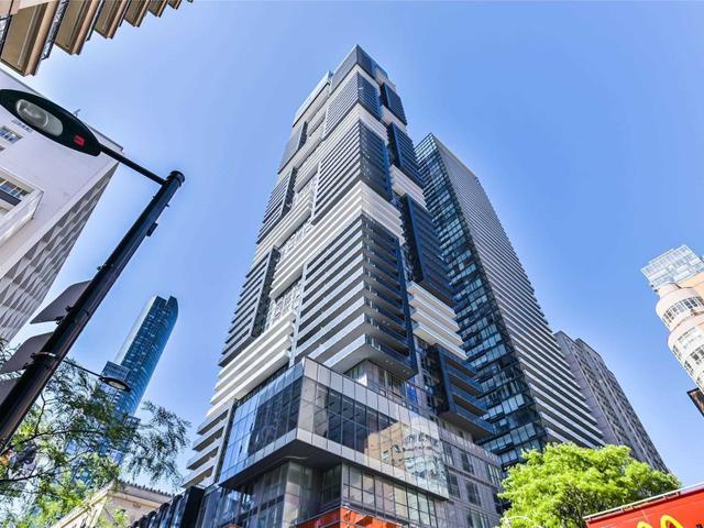 1803 - 7 Grenville St