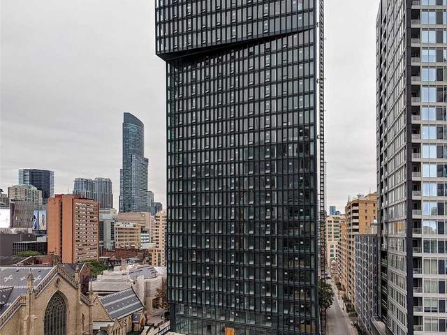 PH212 - 60 Shuter St
