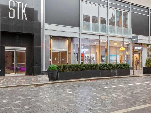 2218 - 155 Yorkville Ave