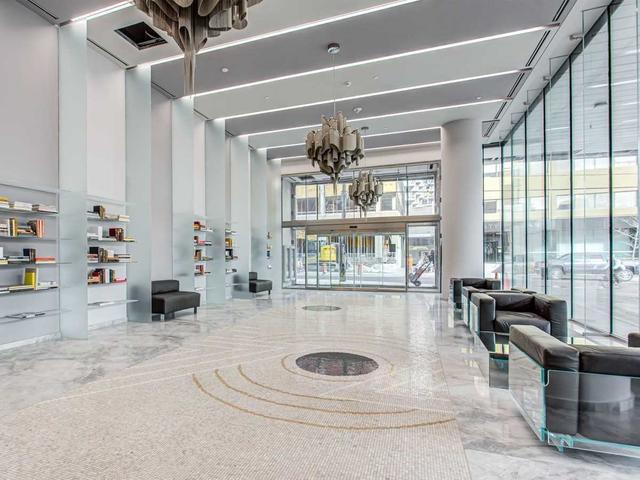 631 - 8 Hillsdale Ave