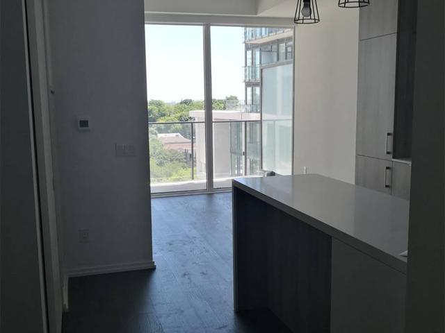 1243 - 8 Hillsdale Ave