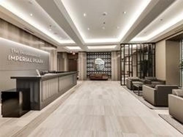 1608 - 111 St Clair Ave W