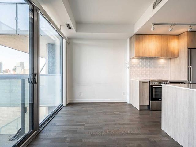 1115 - 57 St. Joseph St