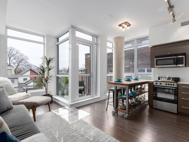 304 - 707 Dovercourt Rd