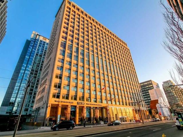 304 - 111 St Clair Ave W