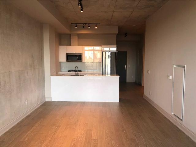 620 - 608 Richmond St W