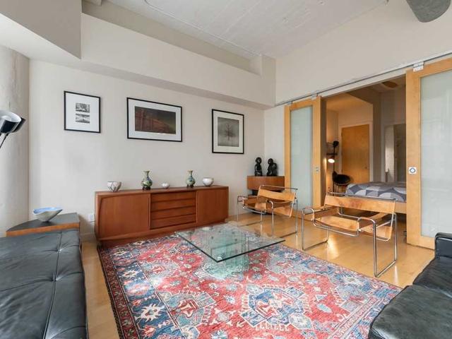 552 - 155 Dalhousie St