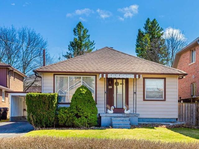 389 Ruth Ave