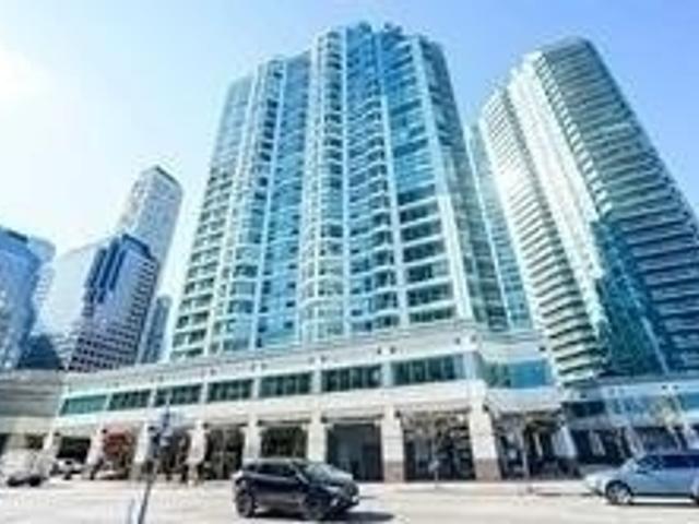 901 - 10 Queens Quay W
