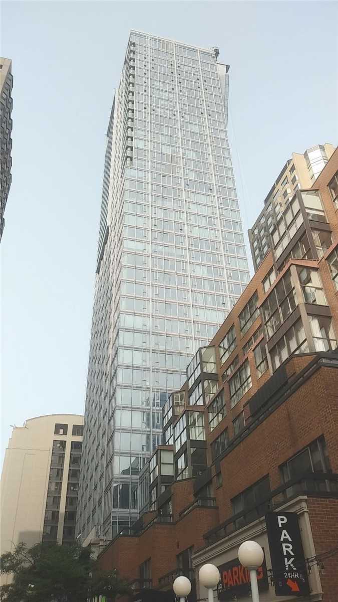 1213 - 188 Cumberland St, Toronto | Sold, C5175348 | Condos.ca