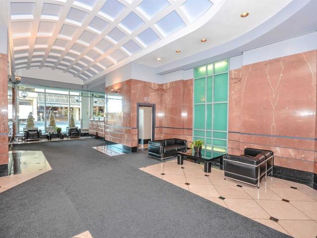 1011 - 10 Queens Quay W