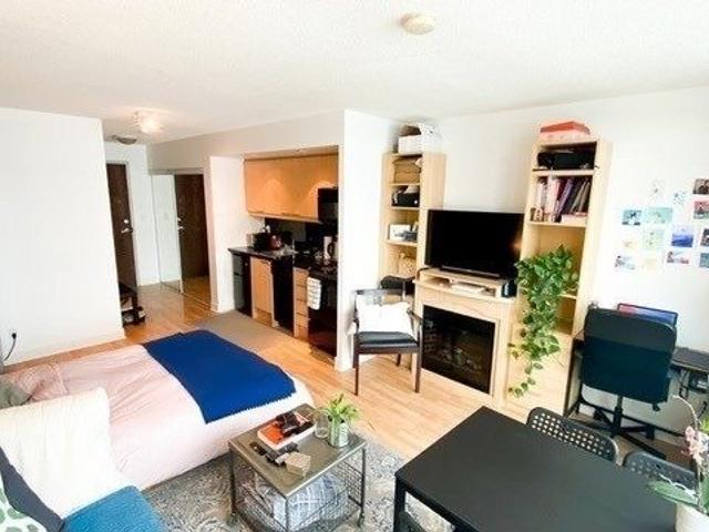 UPH11 - 19 Avondale Ave