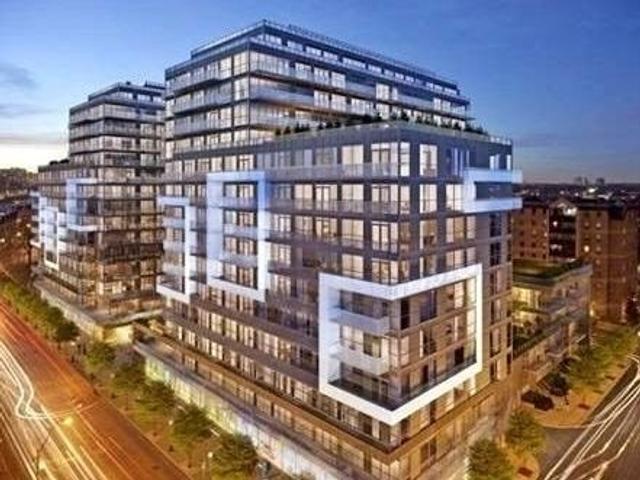 412 - 1030 King St W