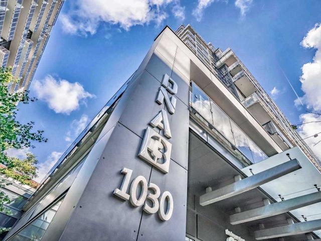 412 - 1030 King St W
