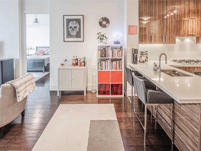 418 - 29 Queens Quay E