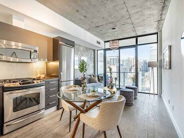 808 - 25 Stafford St