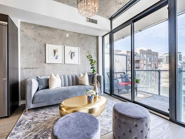 808 - 25 Stafford St