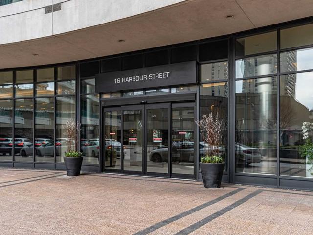 3404 - 16 Harbour St