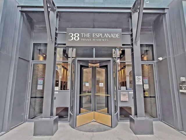 1505E - 38 The Esplanade St