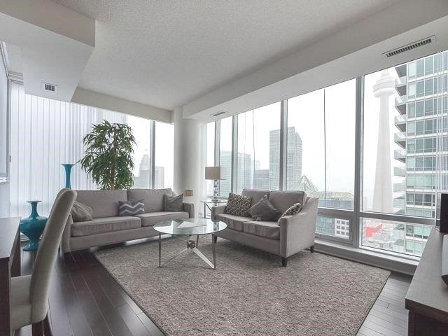 4207 - 295 Adelaide St W