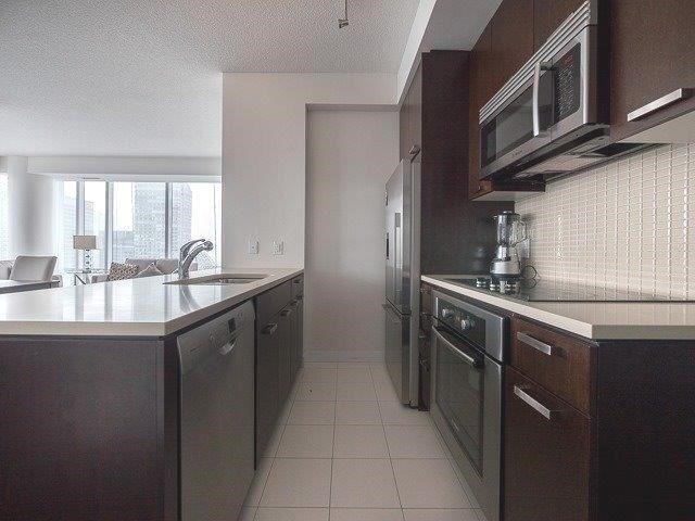 4207 - 295 Adelaide St W