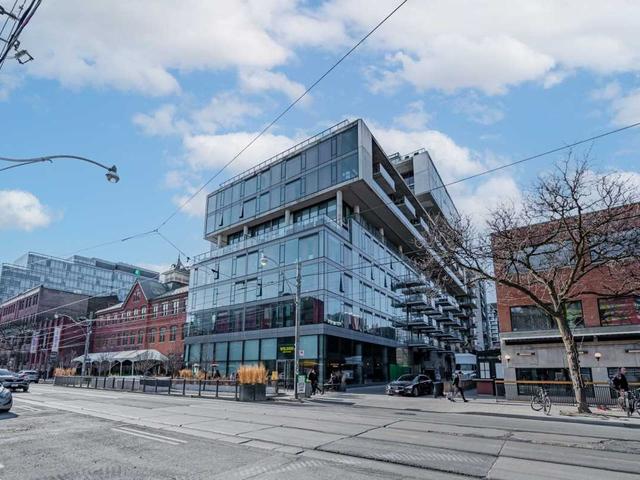 1005 - 560 King St W