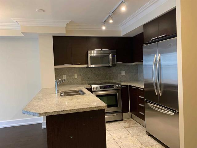 412 - 650 Sheppard Ave E