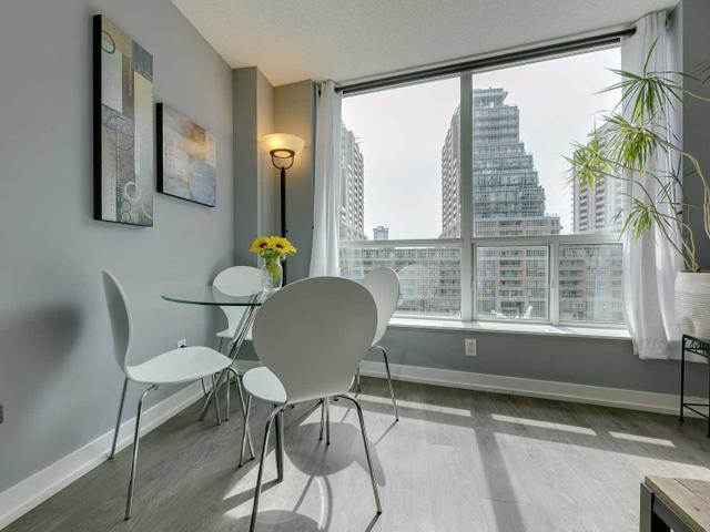 407 - 50 Lynn Williams St