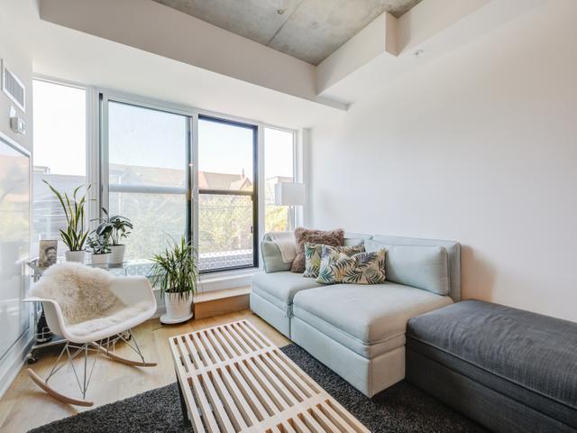 203 - 109 Ossington Ave