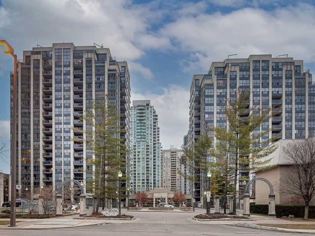 801 - 18 Hollywood Ave