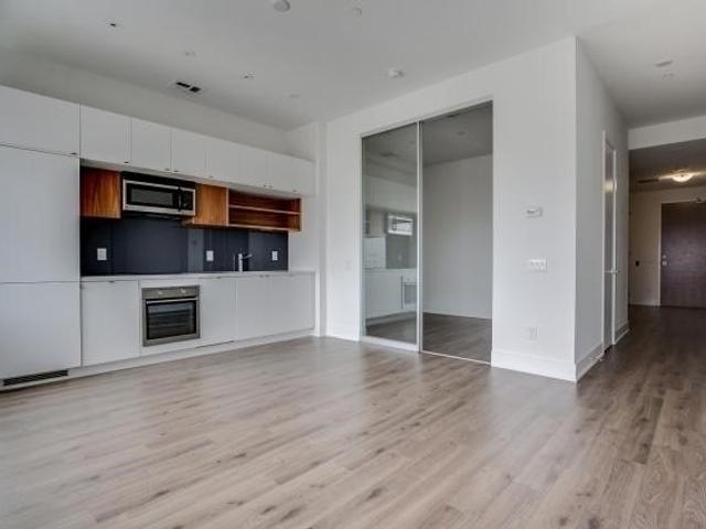 316 - 111 St Clair Ave W