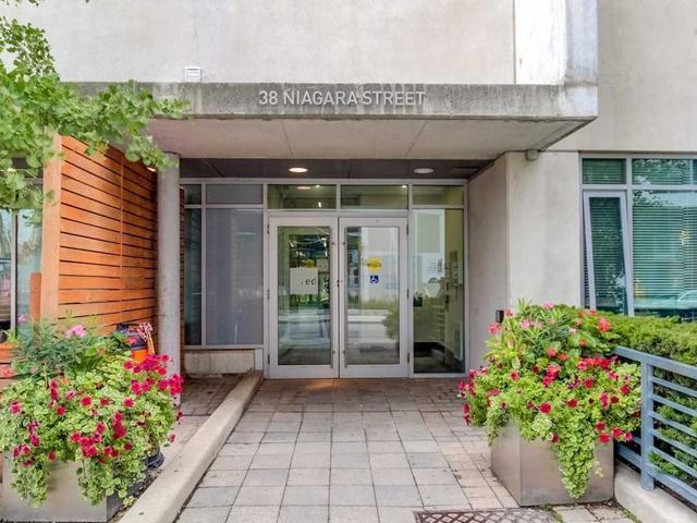 311 - 38 Niagara St
