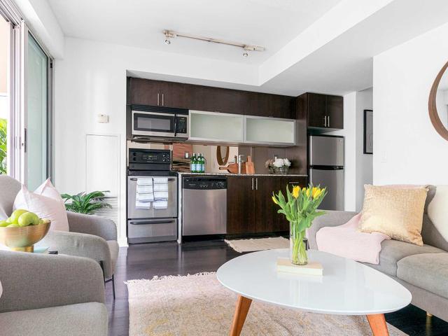 1101 - 80 Western Battery Rd