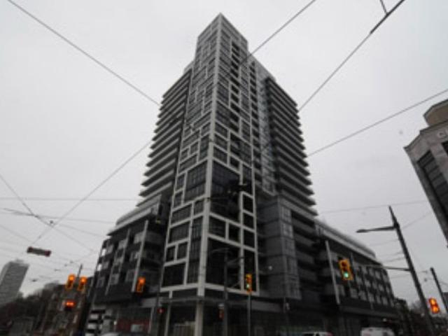 902 - 501 St Clair Ave W