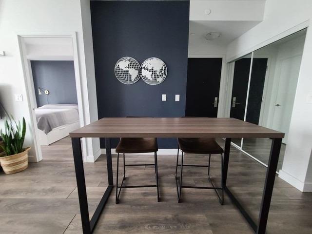 3007 - 8 Eglinton Ave