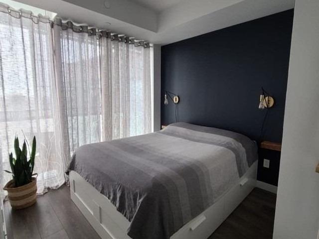 3007 - 8 Eglinton Ave