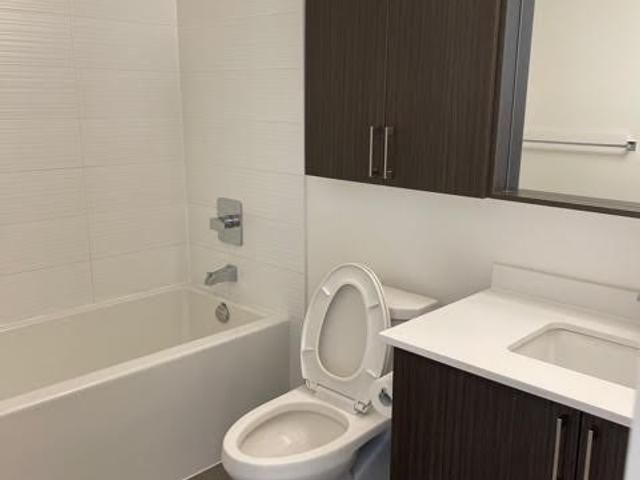 1019 - 591 Sheppard Ave E