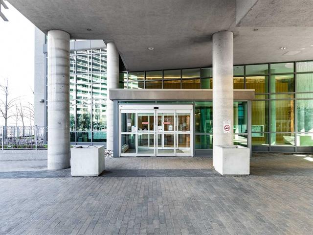 616 - 215 Fort York Blvd