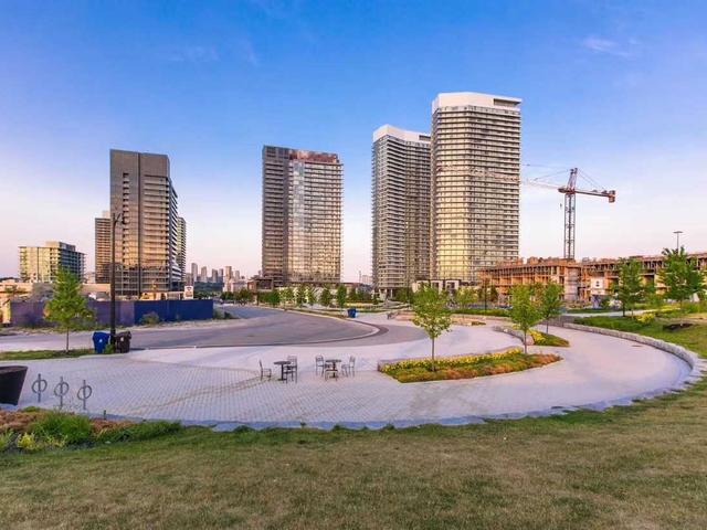 1806 - 115 Mcmahon Dr