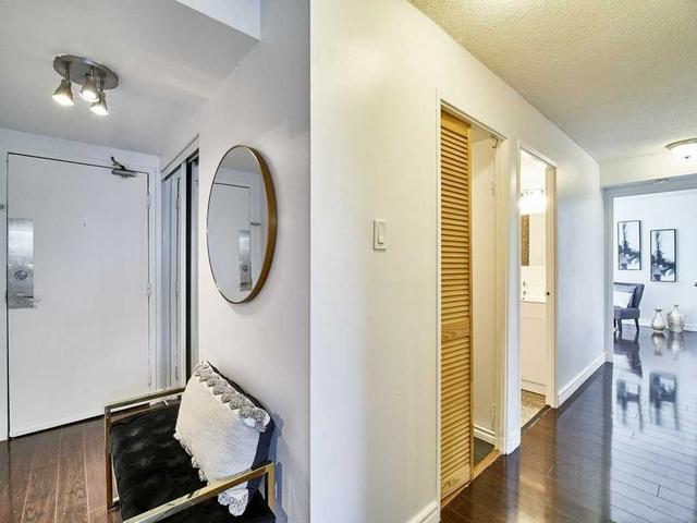 212 - 45 Sunrise Ave