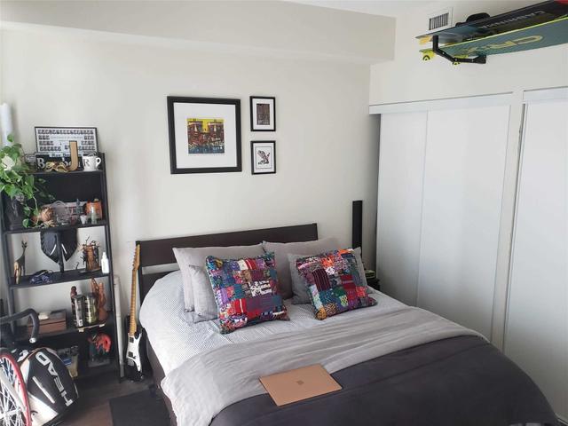 1505 - 352 Front St W