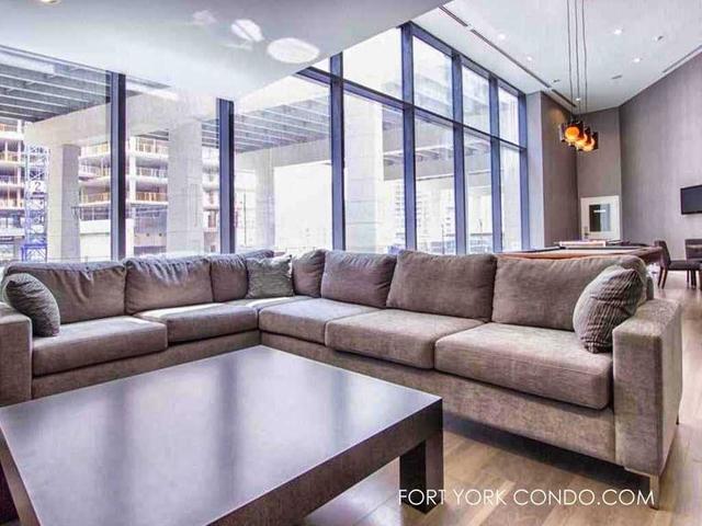516 - 169 Fort York Blvd