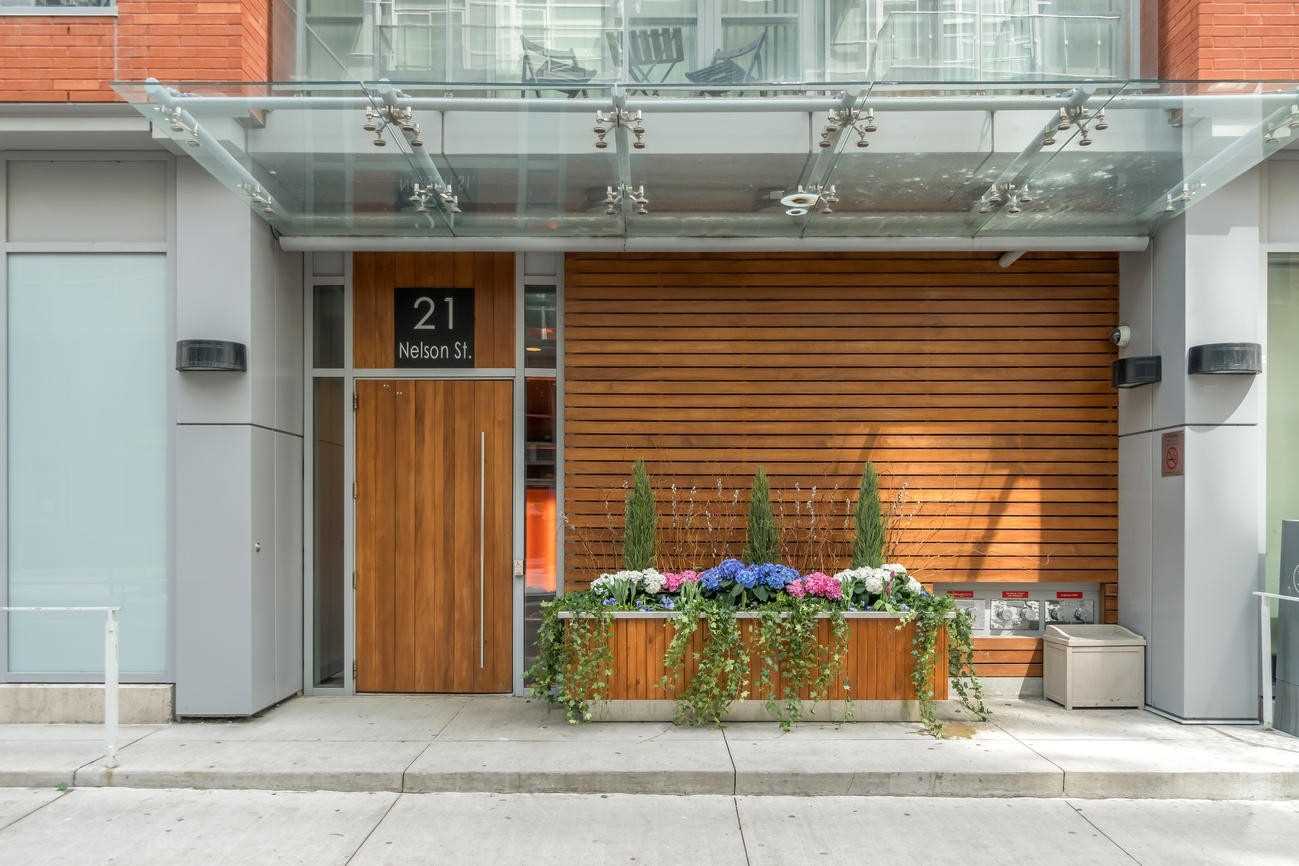 416 21 Nelson St, Toronto Leased, C5186253 Condos.ca